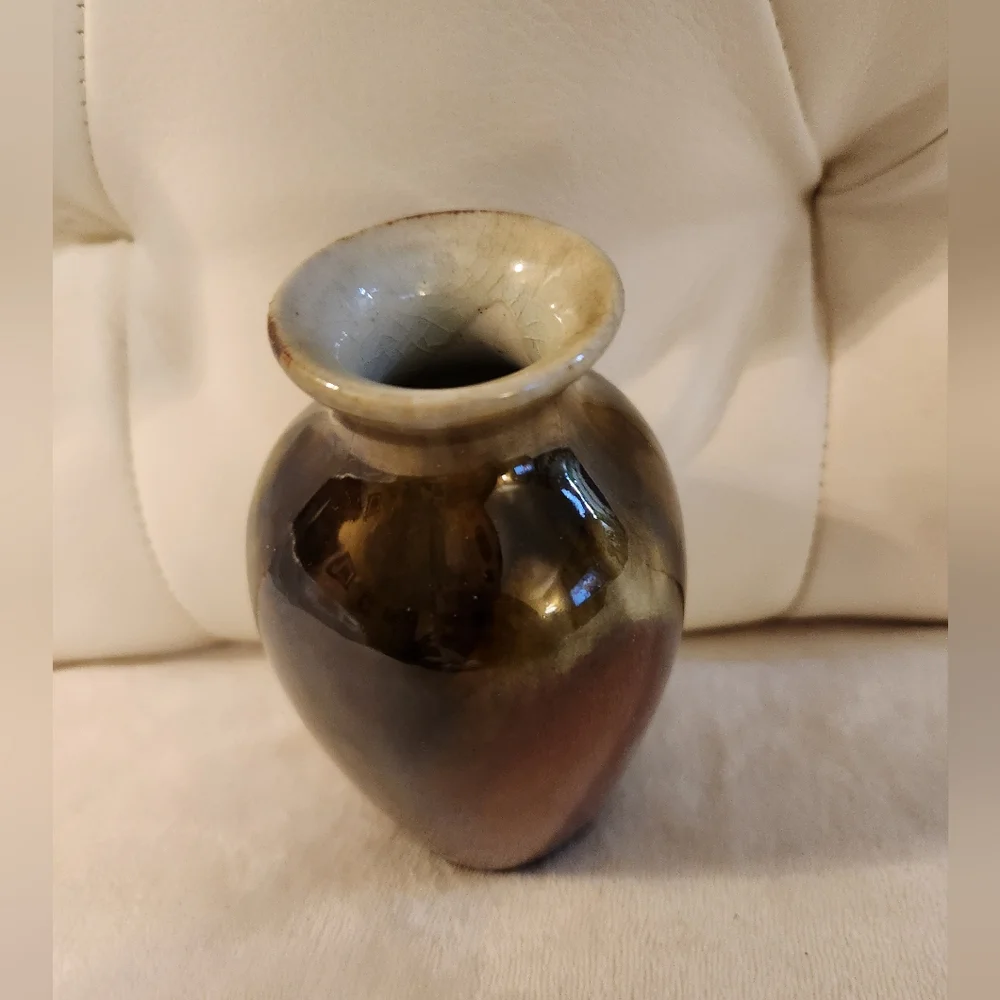 VTG 6” Maroon Black,Red/Green Tinted Ceramic Bud Vase - - Picture 8 of 12